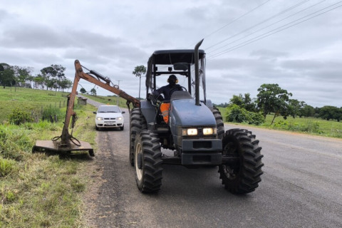 LegislativoJean Oliveira destaca serviço de roçagem realizado pelo DER na RO-481
